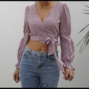 red and white wrap top xl stretchy material